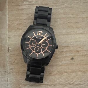 Fossil Women’s Watch with Black and Gold Design